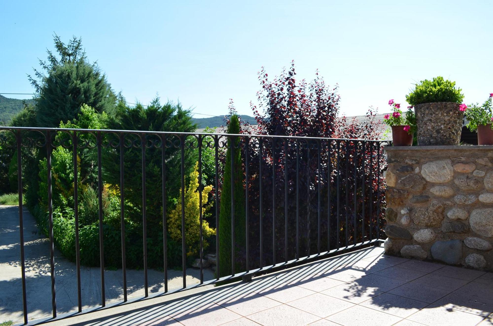 Casa Rural La Vall Del Cadi La Seu d'Urgell Eksteriør billede
