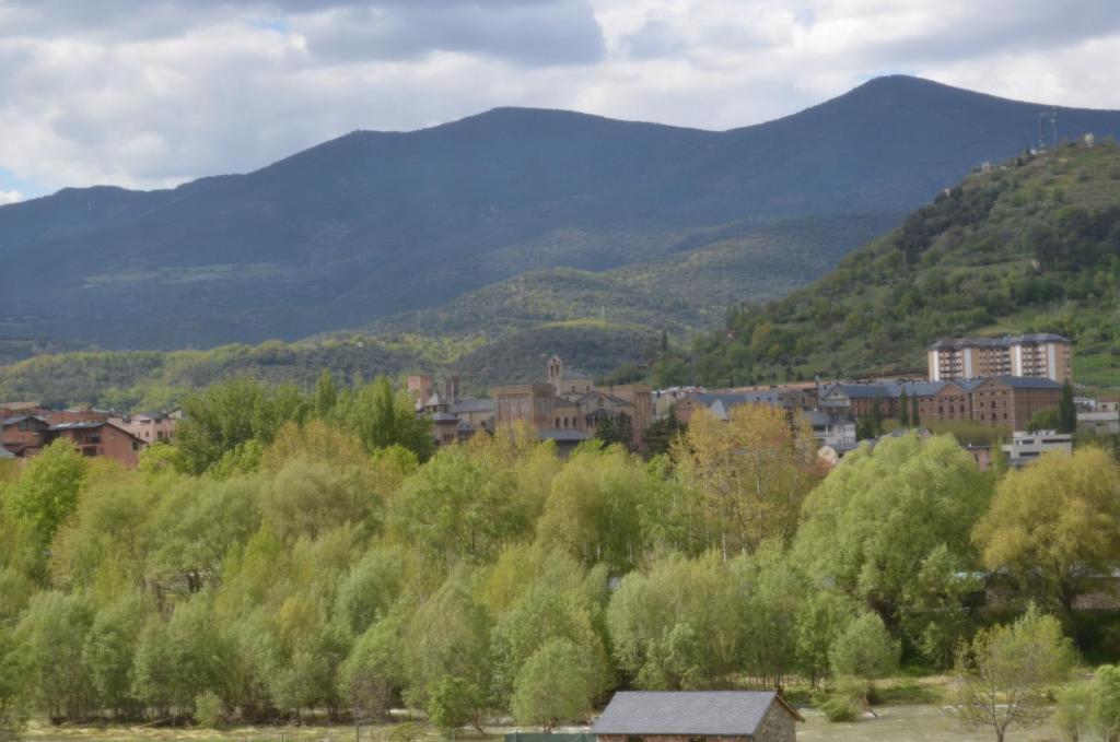 Casa Rural La Vall Del Cadi La Seu d'Urgell Værelse billede